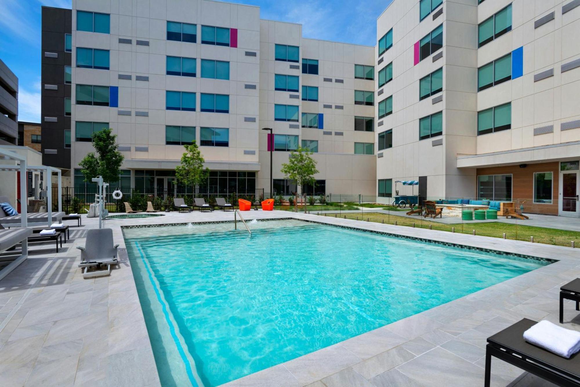 Aloft Austin Southwest Exterior foto