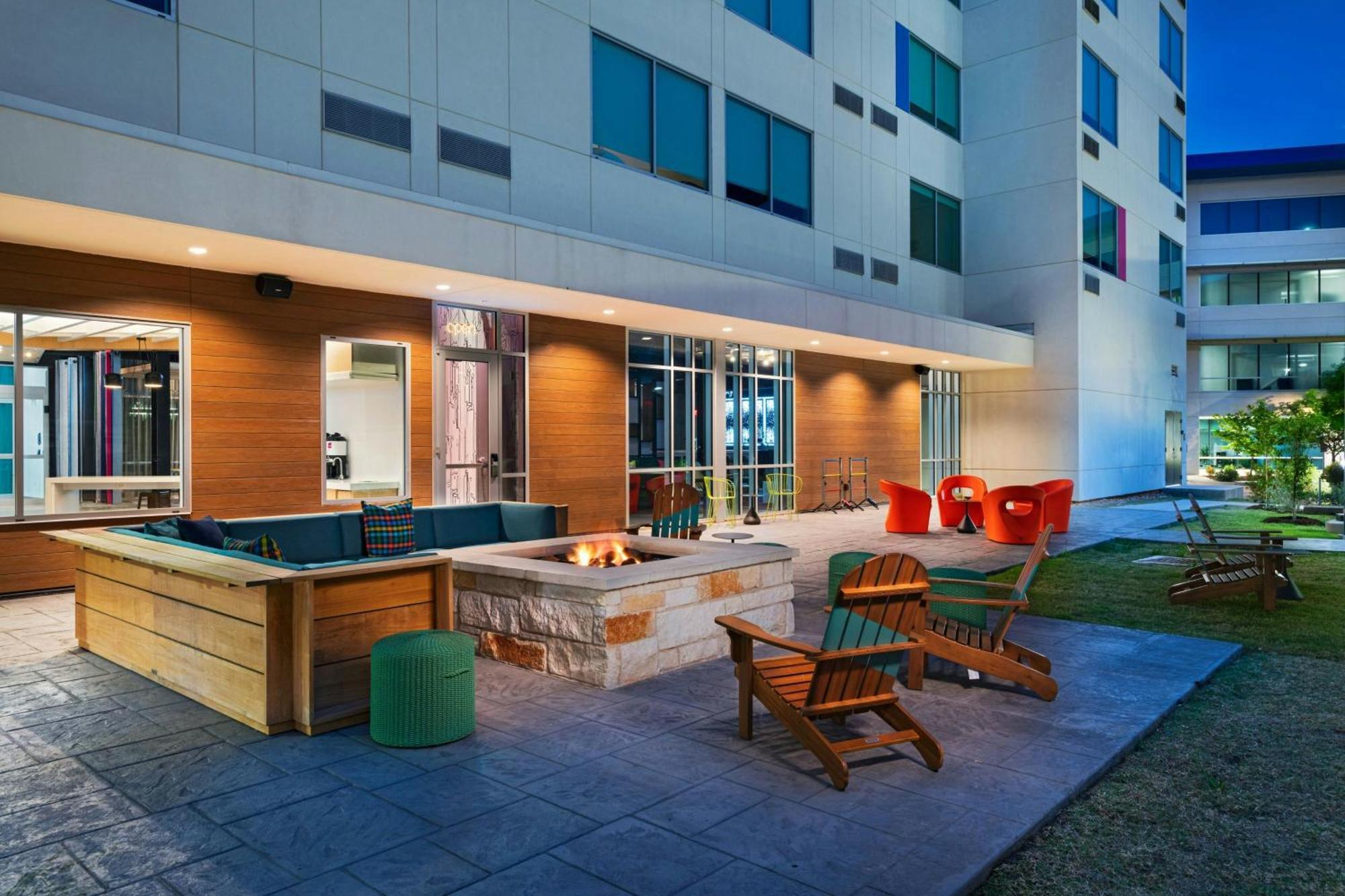 Aloft Austin Southwest Exterior foto